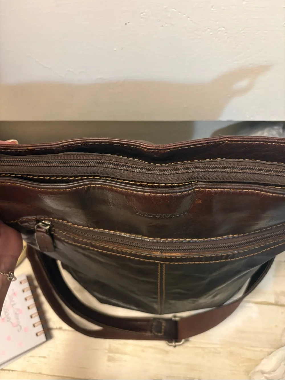Jack George’s Voyager Leather Stained Buffalo Crossbody Bag Excellent Condition